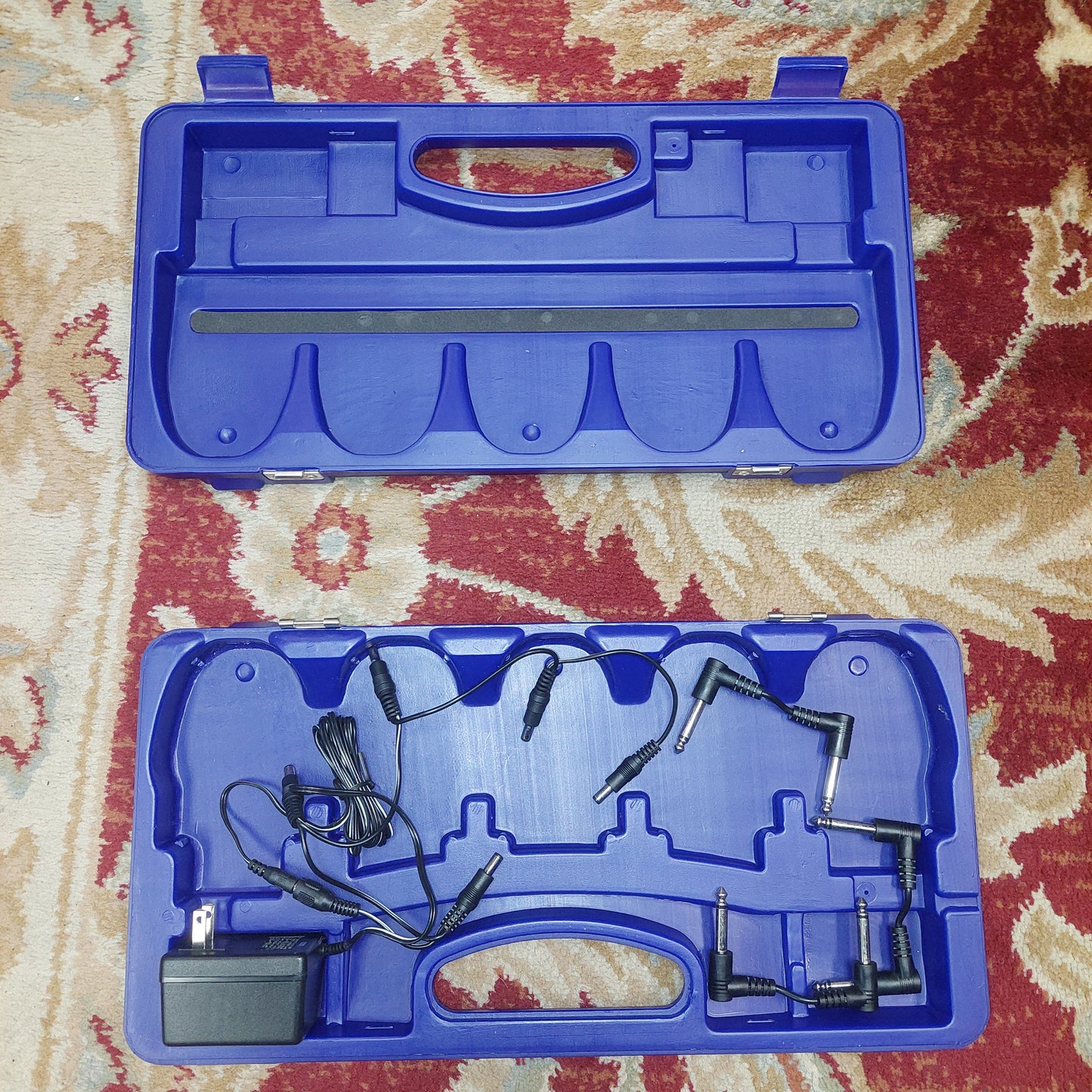 Danelectro DJ-C Mini Pedal Resin Case w/ Power Adaptor & Patch Cables - Purple (USED)