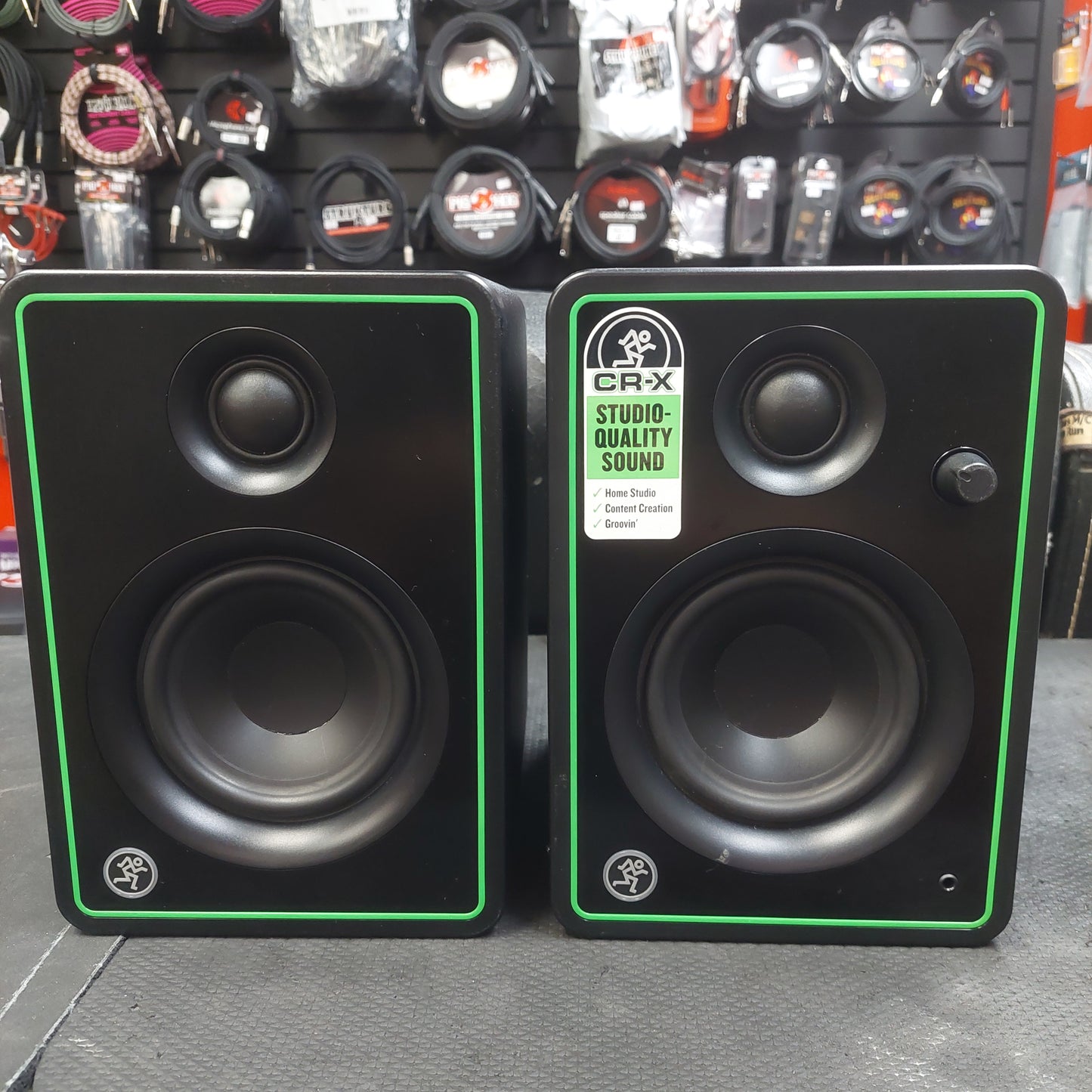 Mackie CR4-X Monitor Speakers "PAIR" (USED)  SN# 205212700CPMP0482