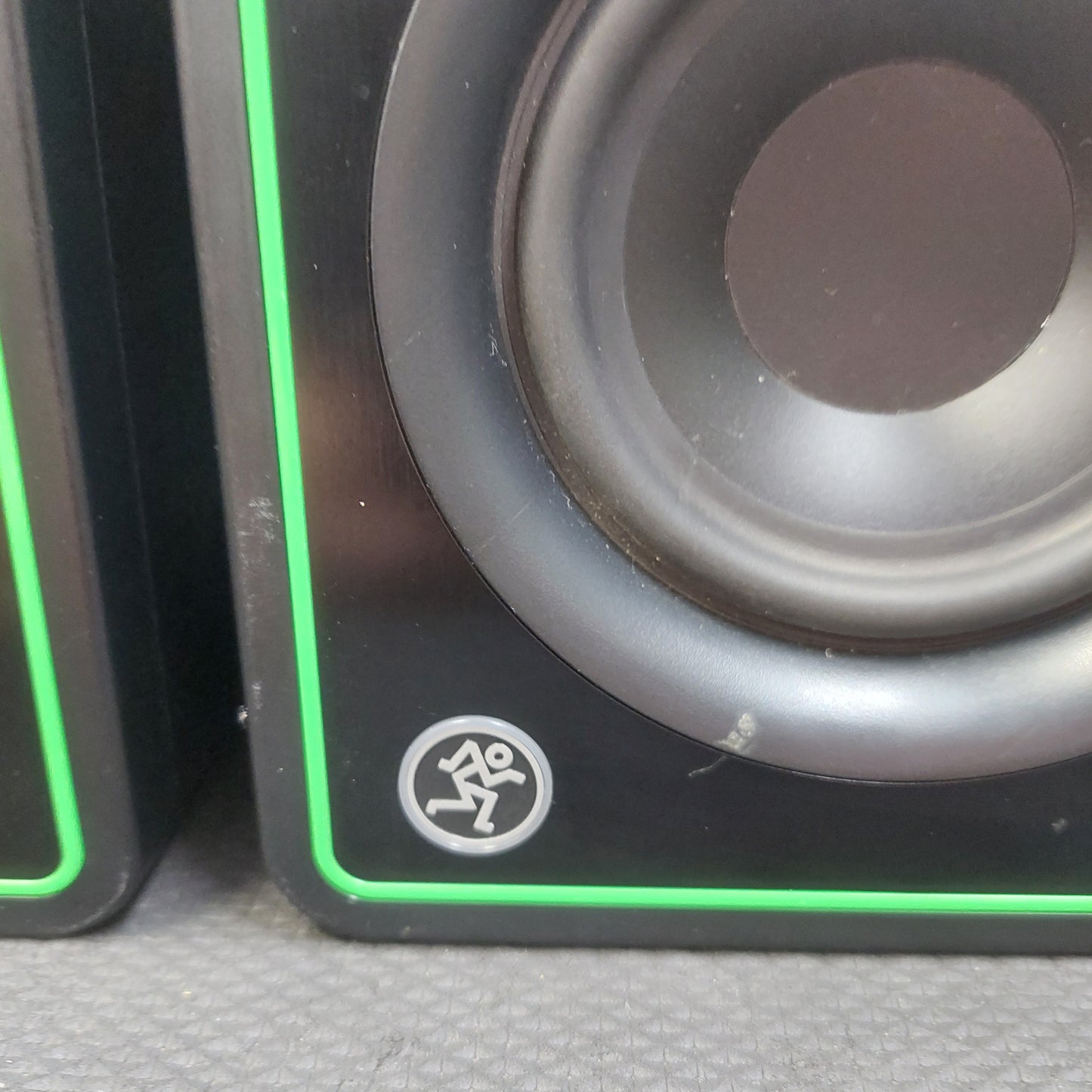Mackie CR4-X Monitor Speakers "PAIR" (USED)  SN# 205212700CPMP0482