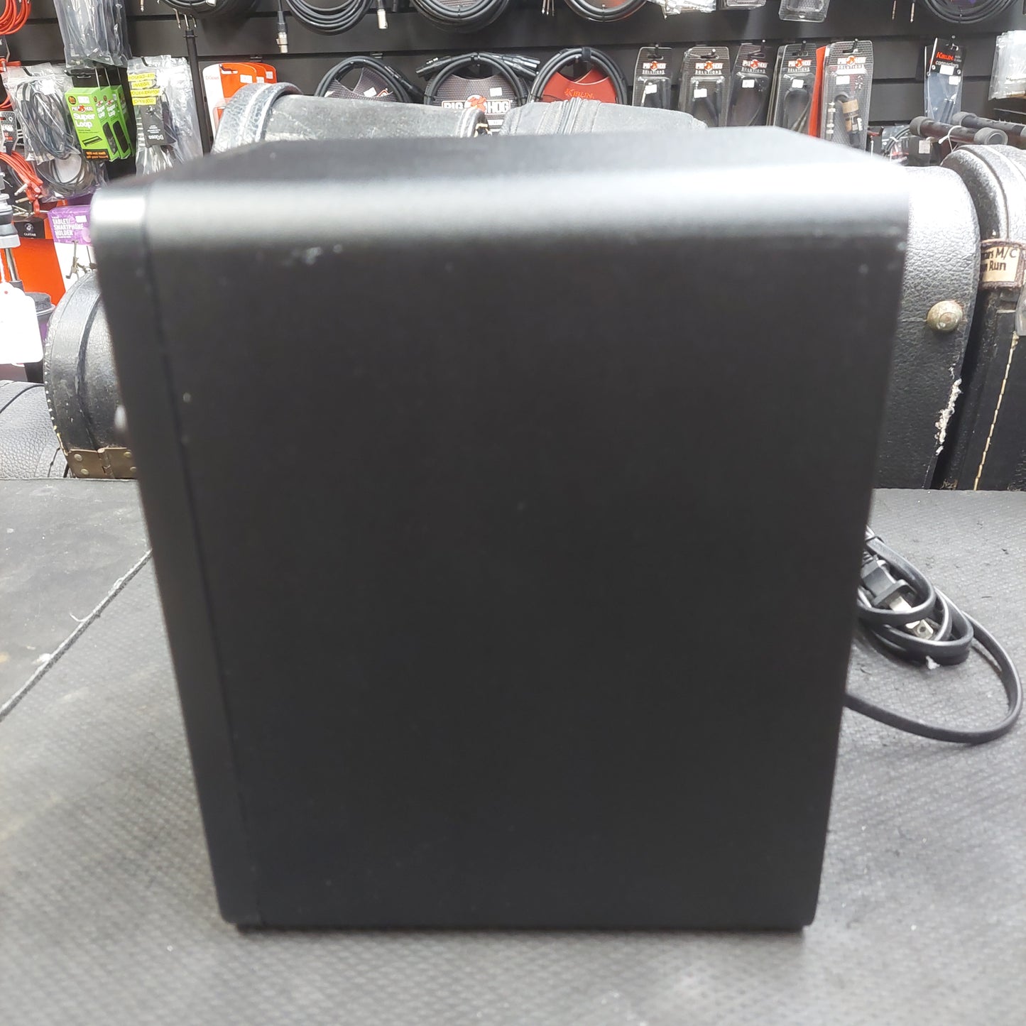 Mackie CR4-X Monitor Speakers "PAIR" (USED)  SN# 205212700CPMP0482