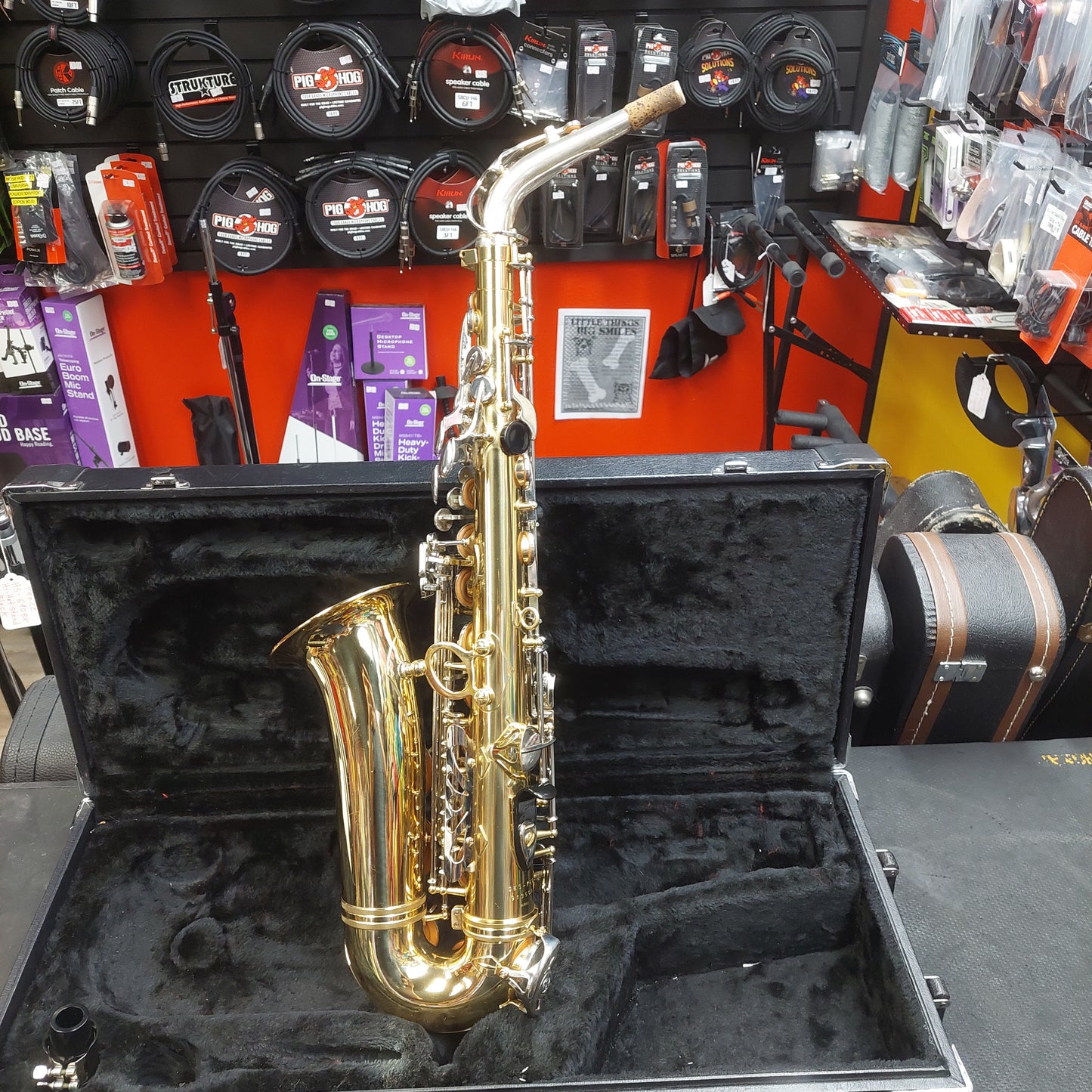 Jupiter CES-760 Alto Saxophone "Capital Edition" w/ Jupiter Hardcase (USED) SN# G13509