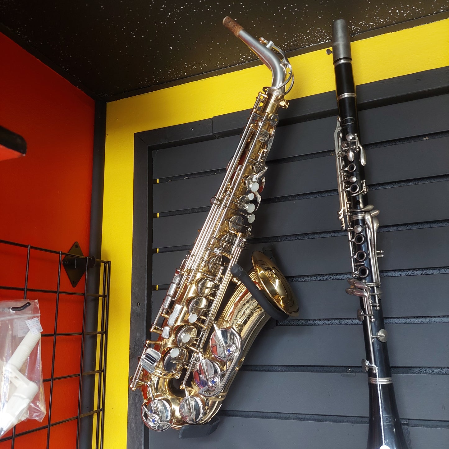 Jupiter CES-760 Alto Saxophone "Capital Edition" w/ Jupiter Hardcase (USED) SN# G13509