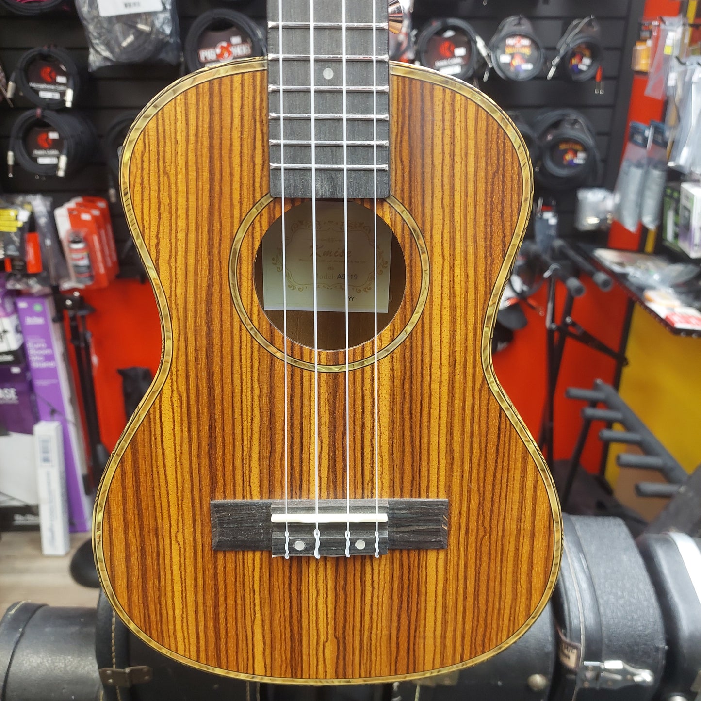 Kmise A9119 Zebrawood Tenor Ukulele