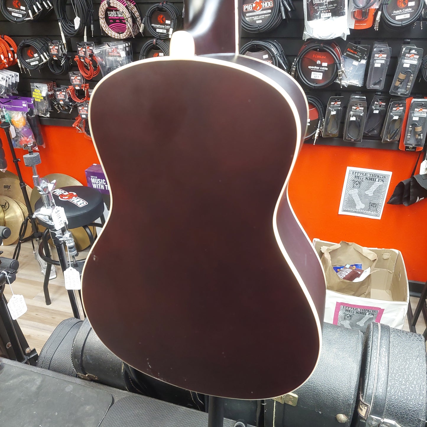2024 Fender Avalon Tenor Ukulele Walnut Fingerboard - 2-Color Sunburst  SN# CYN2205771 "Sold As Is" Has Finish Blemishes To Back Of Neck
