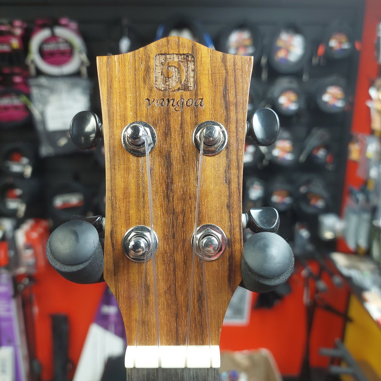 Vangoa VU501 Soprano Ukulele w/ Vangoa Gig Bag