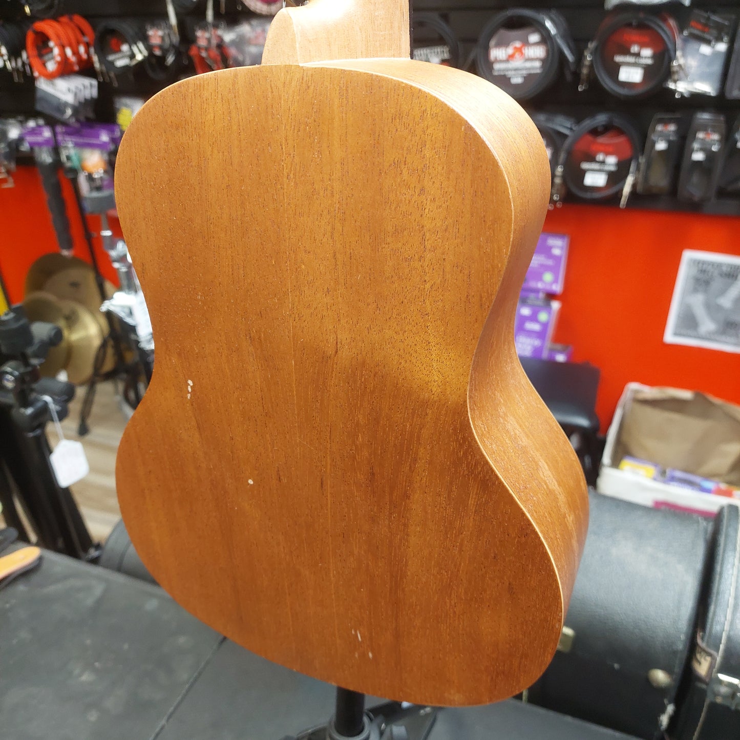 YAEL Tenor Ukulele Size: 26 w/ YAEL Gig Bag