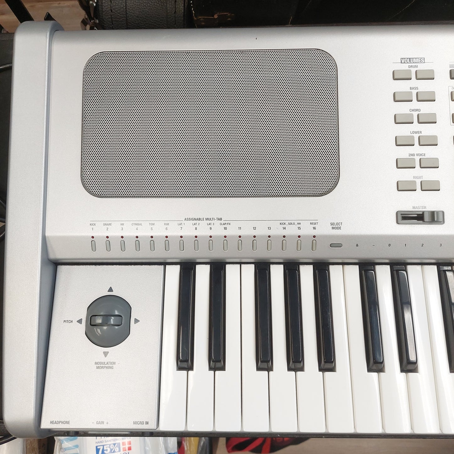 Ketron SD5 HD Digital Arranger Keyboard Workstation w/ Power Cable "No Floppy Disk" (USED) SN# B5BA20249G "Made In Italy"