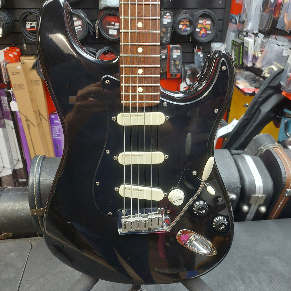 1993 Fender Stratocaster Plus Rosewood Fretboard - Black Gloss w/ Fender-Lace Sensor Pickups & Locking Tuners SN# N3114074 "Made In USA"