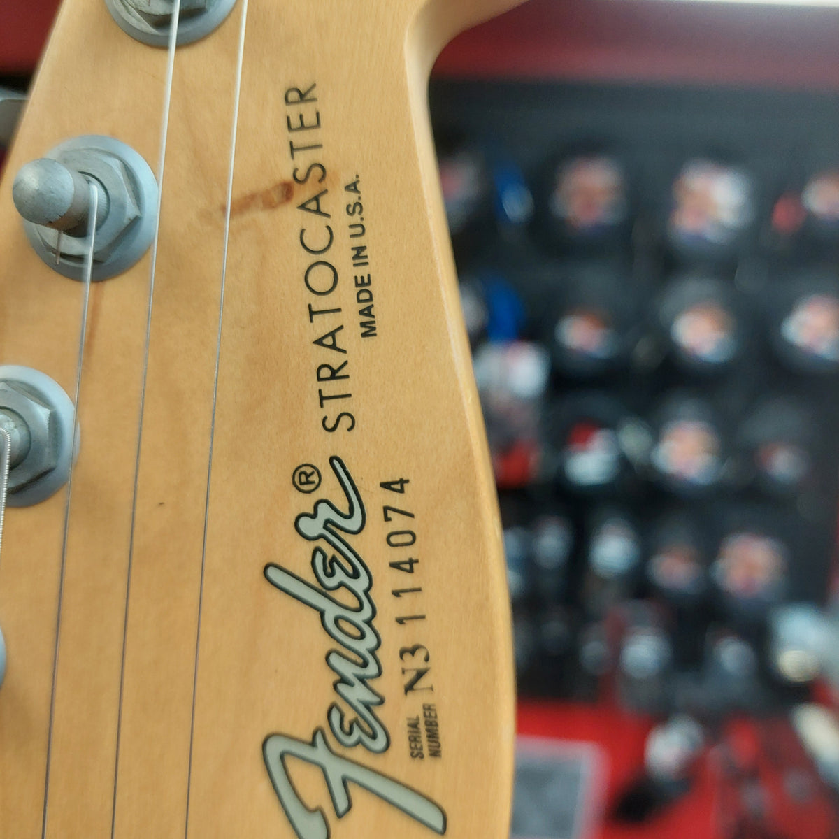 1993 Fender Stratocaster Plus Rosewood Fretboard - Black Gloss w/ Fender-Lace Sensor Pickups & Locking Tuners SN# N3114074 "Made In USA"