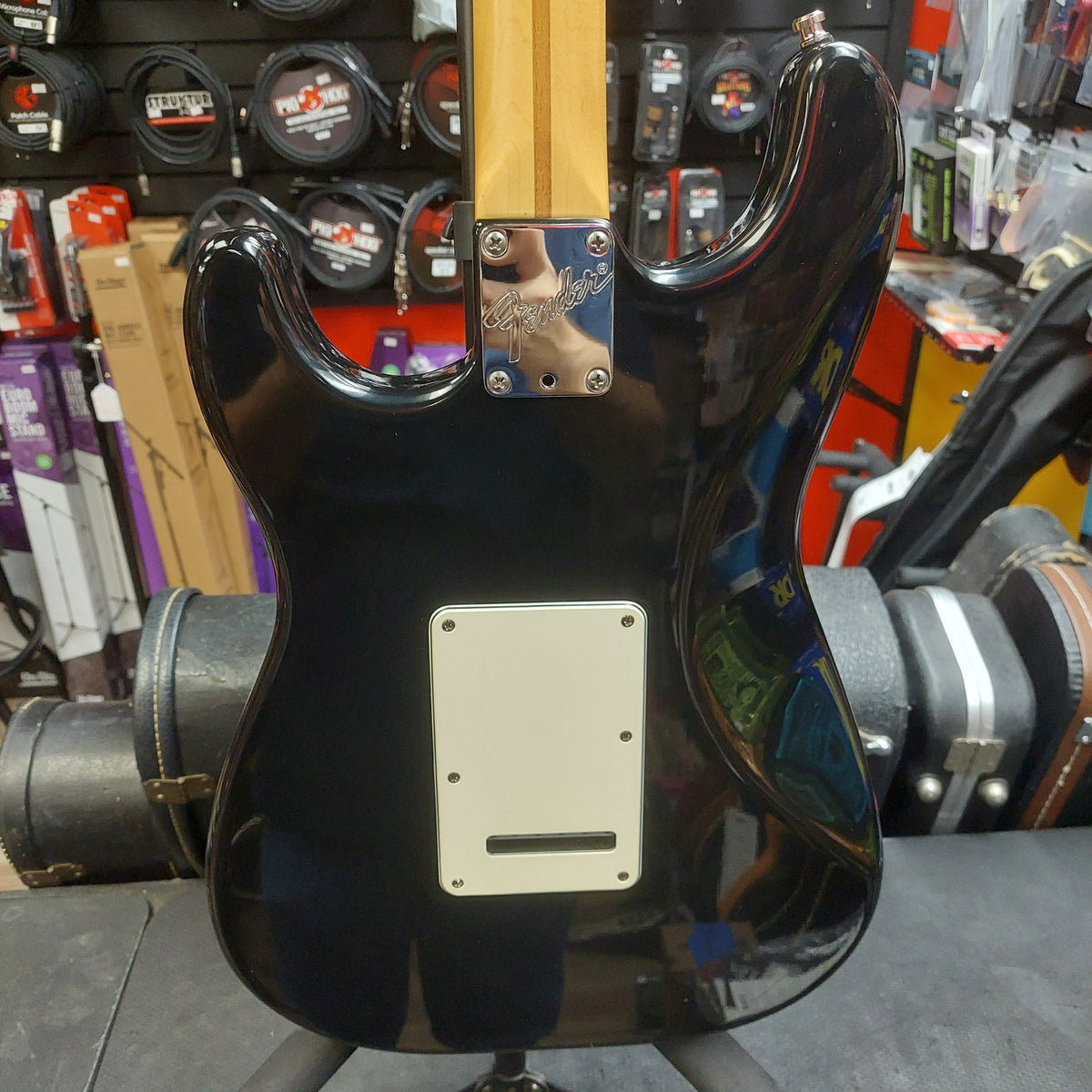 1993 Fender Stratocaster Plus Rosewood Fretboard - Black Gloss w/ Fender-Lace Sensor Pickups & Locking Tuners SN# N3114074 "Made In USA"