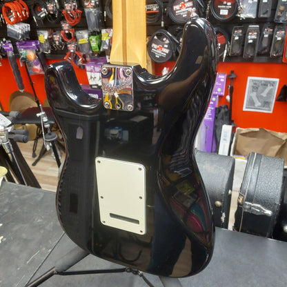 1993 Fender Stratocaster Plus Rosewood Fretboard - Black Gloss w/ Fender-Lace Sensor Pickups & Locking Tuners SN# N3114074 "Made In USA"