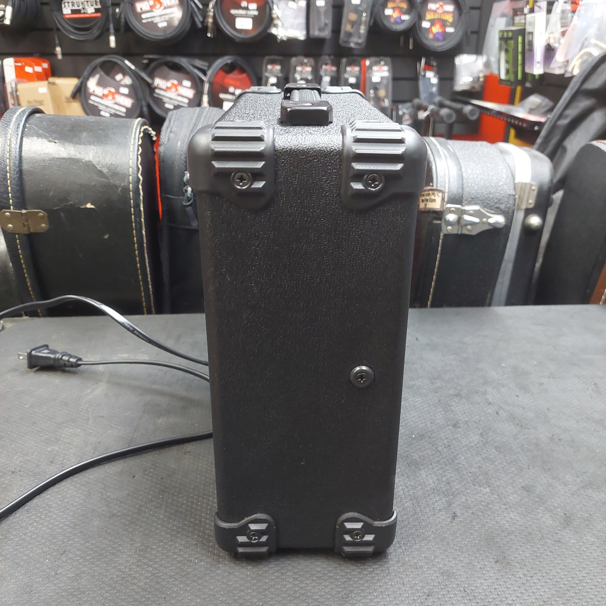 Glarry GB-20 Bass Amplifier 20 Watts, 1x6.5" Speaker (USED)