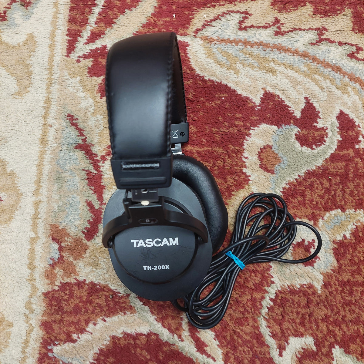 Tascam TH-200X Headphones - Black (USED)