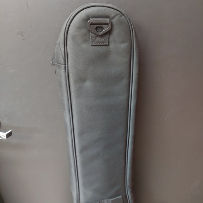 Road Runner RR3EB Bass Padded Gig Bag - Black