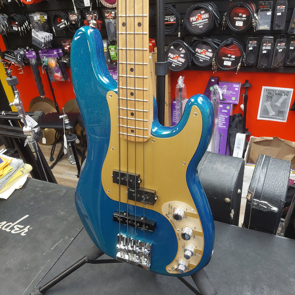 2025 Fender Limited Edition American Ultra II Precision Bass, Roasted Maple Fingerboard - Aurora SN# US25028621 "No Case Included"