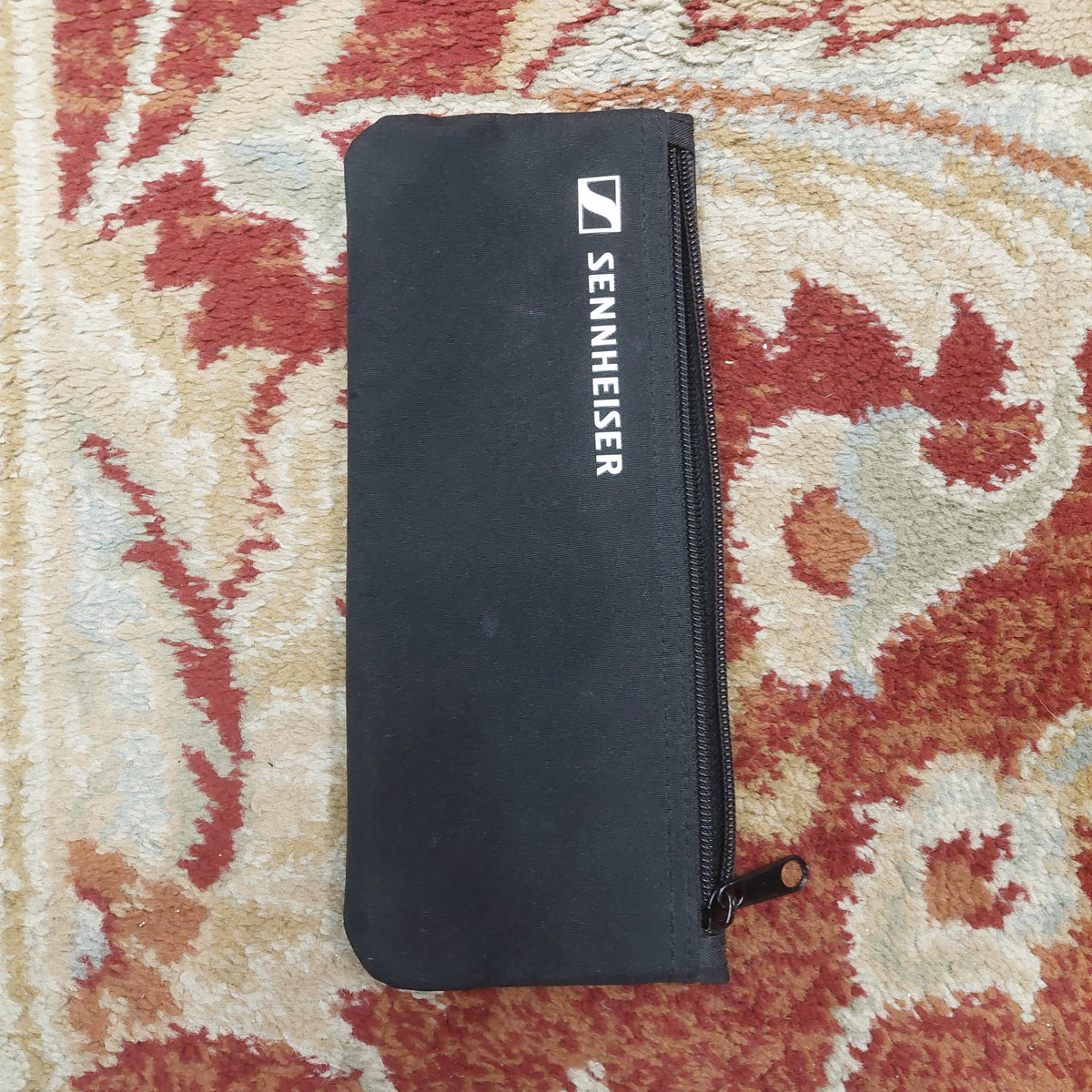Sennheiser E835 Microphone w/ Carry Case (USED)