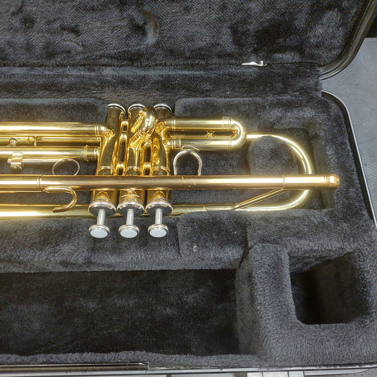 Yamaha Advantage YTR 200ADII Bb Trumpet w/ Yamaha Hard Case (USED) SN# 101865