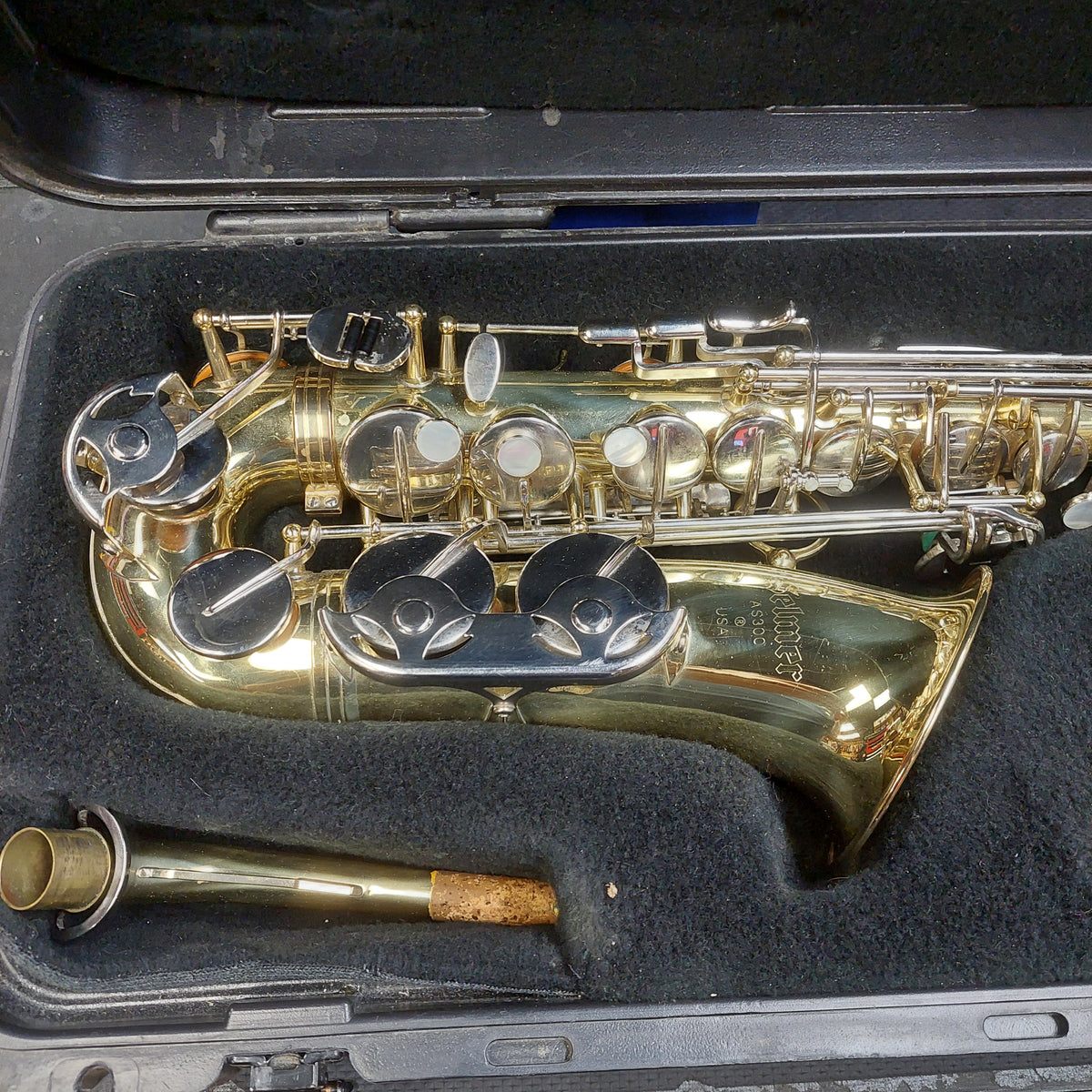 Selmer AS300 Alto Saxophone w/ Selmer Hard Case SN# 1279077 (USED)