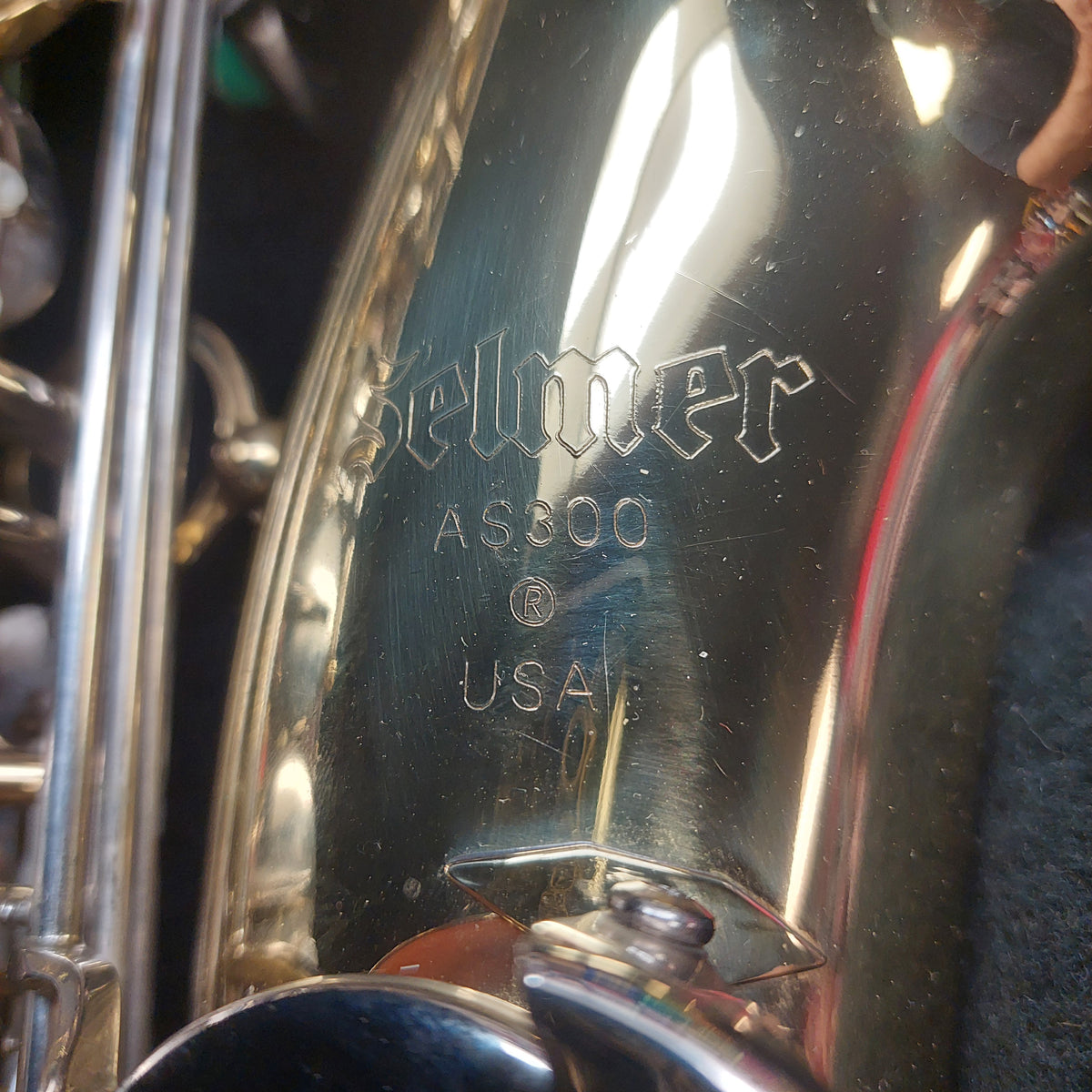 Selmer AS300 Alto Saxophone w/ Selmer Hard Case SN# 1279077 (USED)