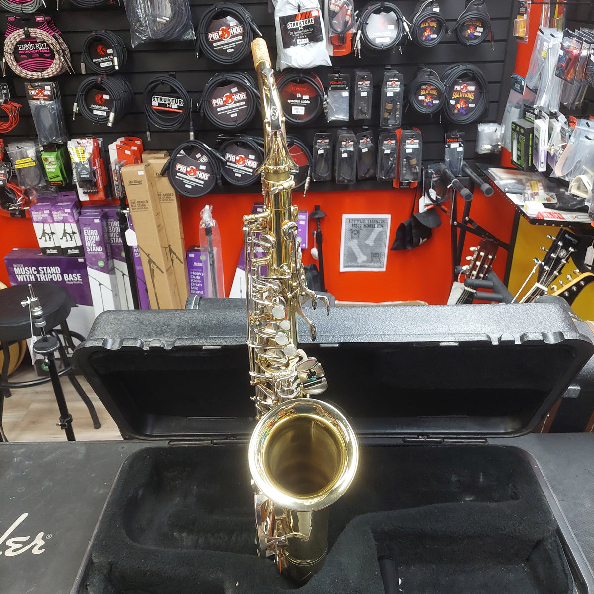 Selmer AS300 Alto Saxophone w/ Selmer Hard Case SN# 1279077 (USED)