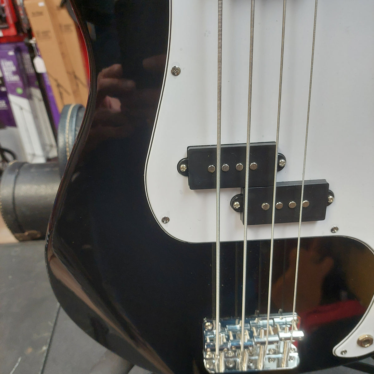 Glarry 4-String J Bass Guitar - Black w/ Slipcase (USED)