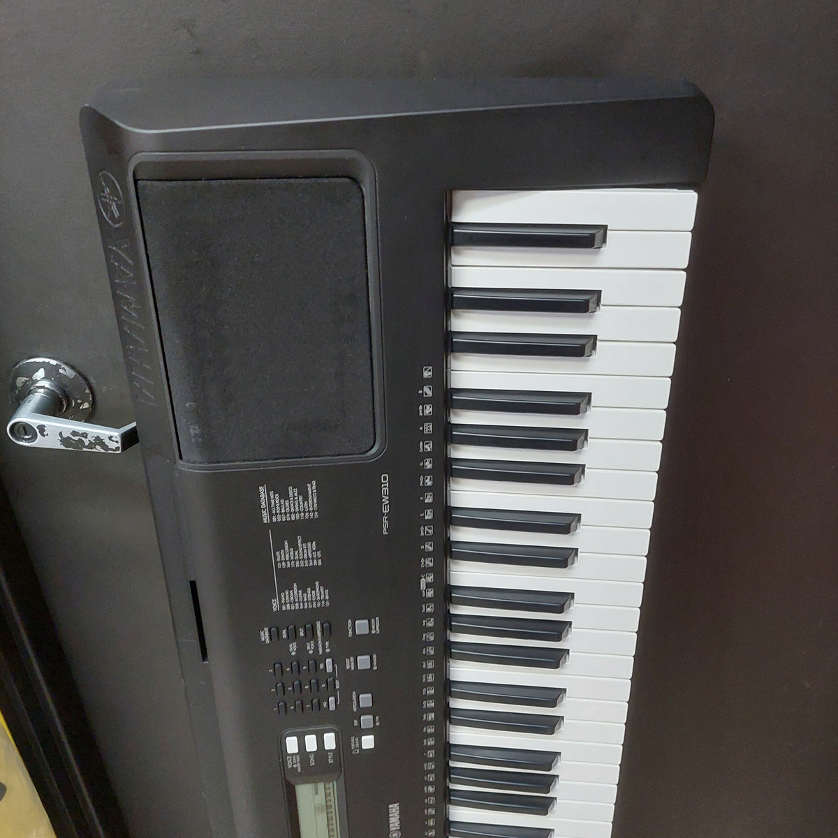 Yamaha PSR-EW310 76-Key Keyboard w/ Power Adaptor & Sustain Pedal (USED)