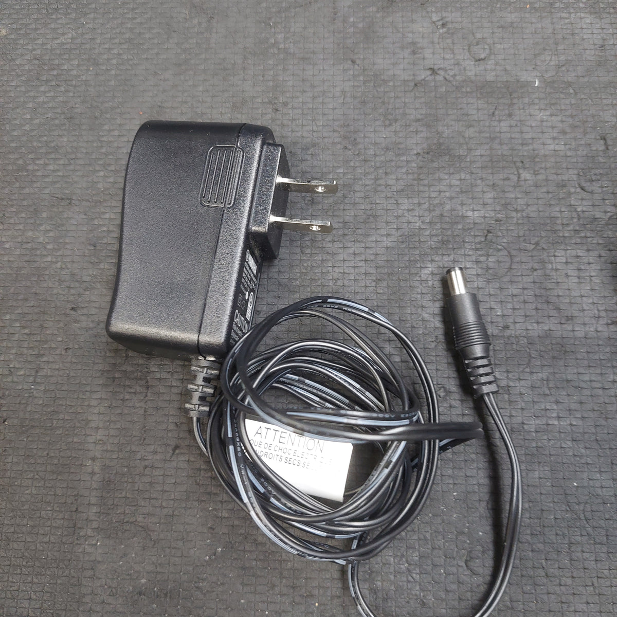 Yamaha PSR-EW310 76-Key Keyboard w/ Power Adaptor & Sustain Pedal (USED)
