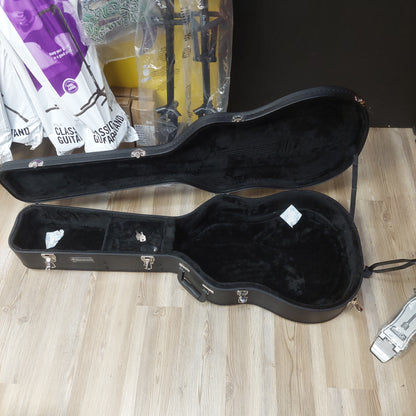 Road Runner Acoustic Guitar Hard Case - Black w/ Keys (USED)