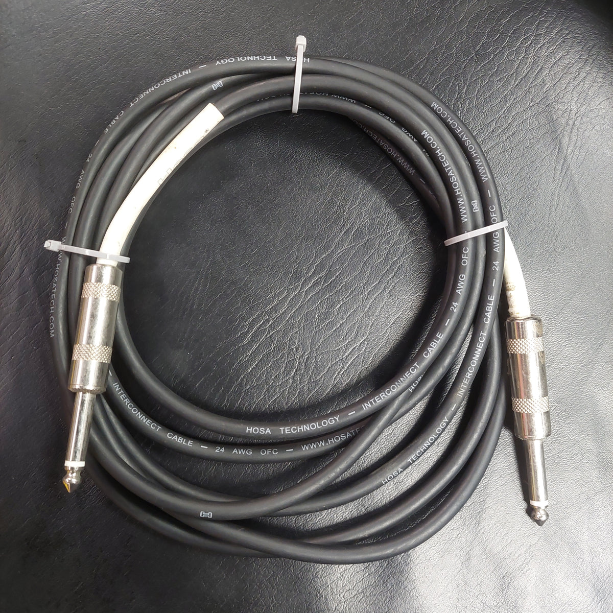 HOSA Instrument Cable Straight To Straight - 10 Feet (USED)