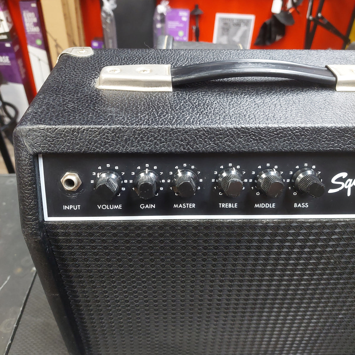 1990's Squier 15 Guitar Amplifier 15-Watt, 1x8" (USED) SN# 15210008