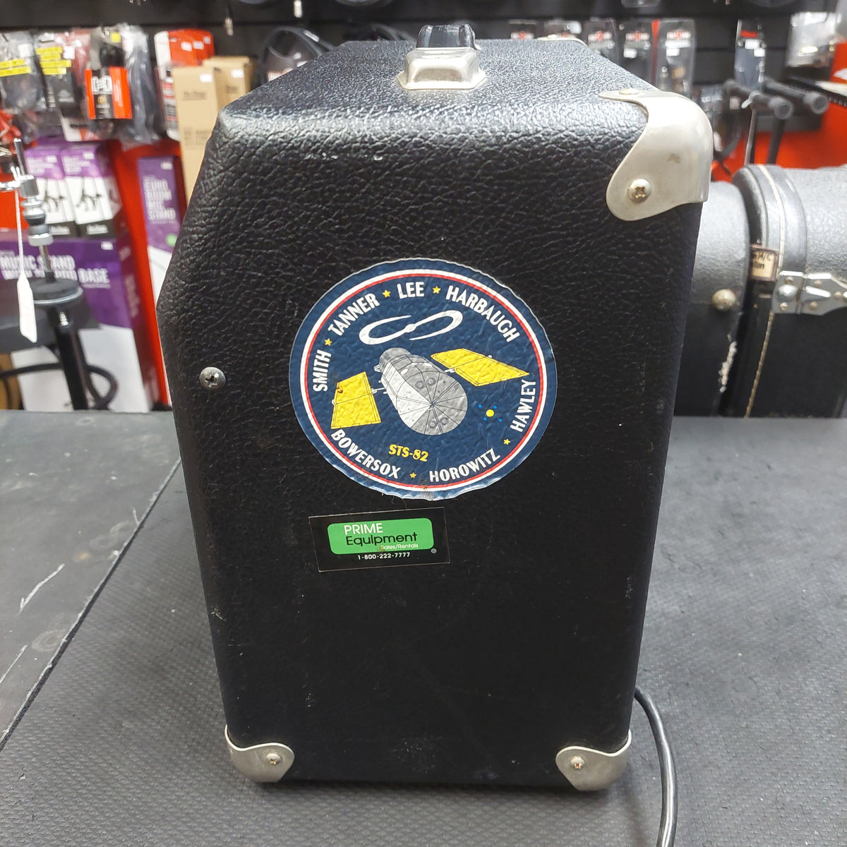 1990's Squier 15 Guitar Amplifier 15-Watt, 1x8" (USED) SN# 15210008