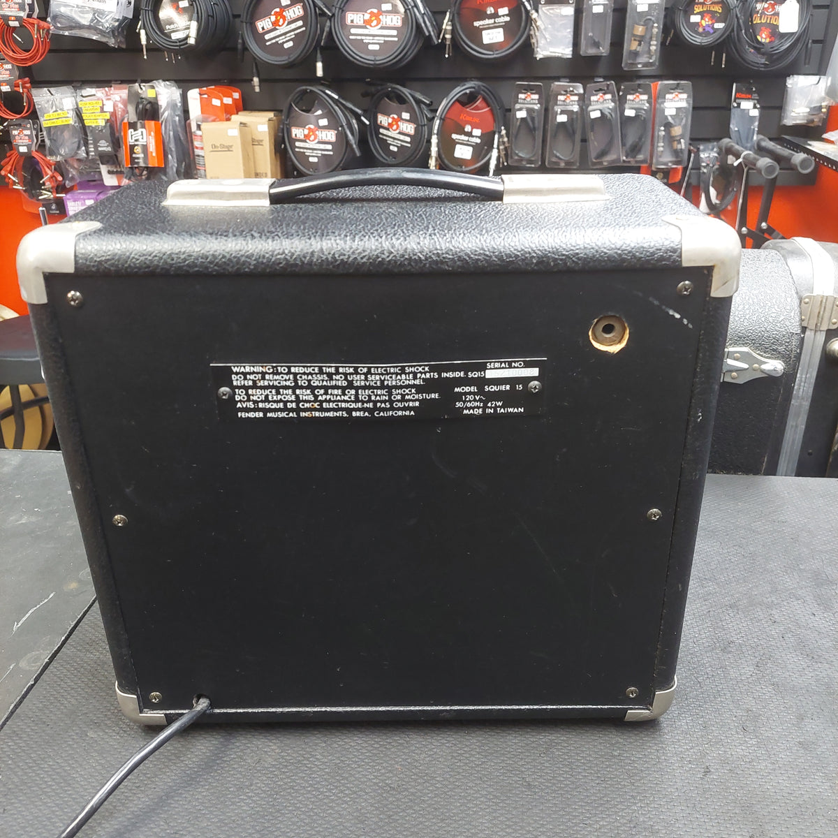 1990's Squier 15 Guitar Amplifier 15-Watt, 1x8" (USED) SN# 15210008