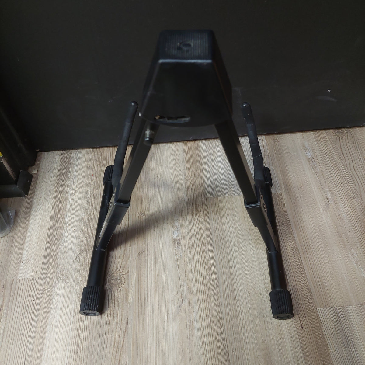 Amazon Basics Folding A-Shape Guitar Stand - Black (USED)