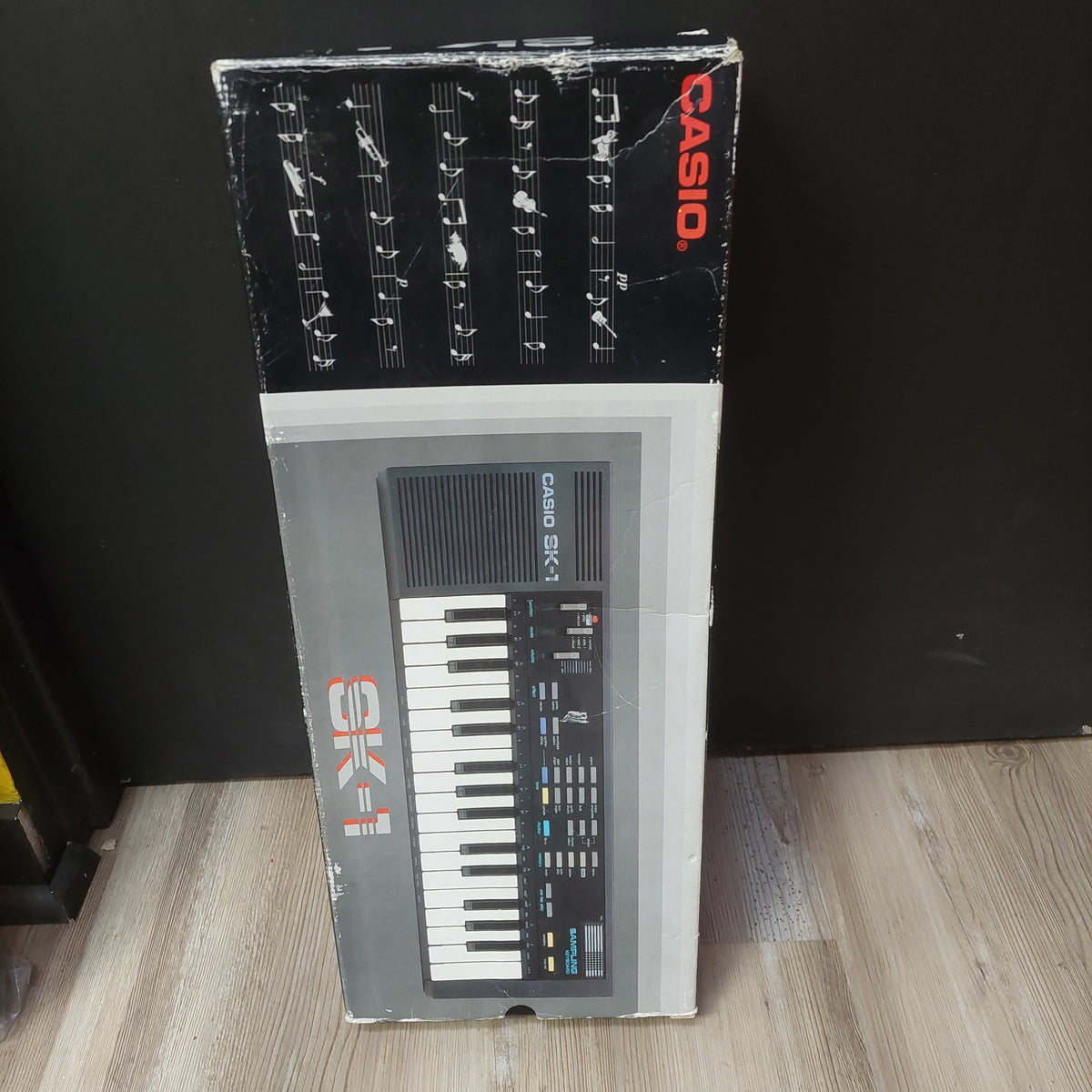 Casio SK-1 32-Key Sampling Keyboard w/ Original Box "No Power Supply" (USED) "Made In Japan"