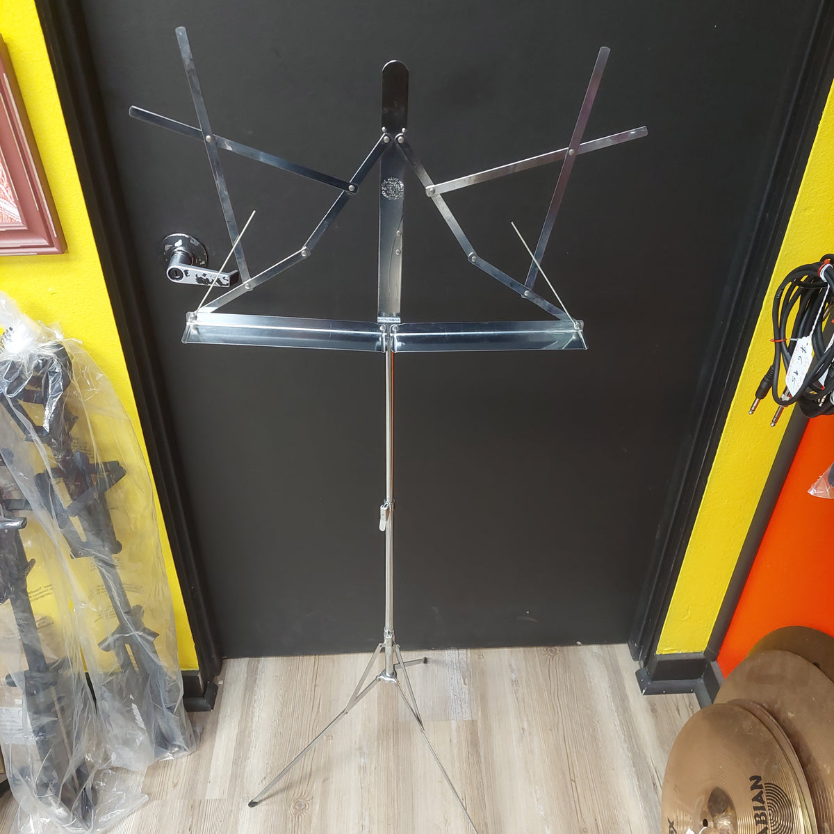 The Hamilton Company Metal Music Sheet Stand - Chrome w/ Carry Case (USED)