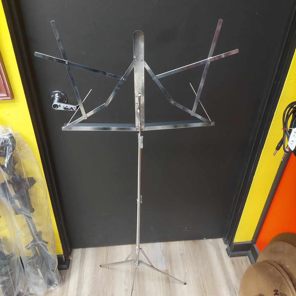 The Hamilton Company Metal Music Sheet Stand - Chrome w/ Carry Case (USED)