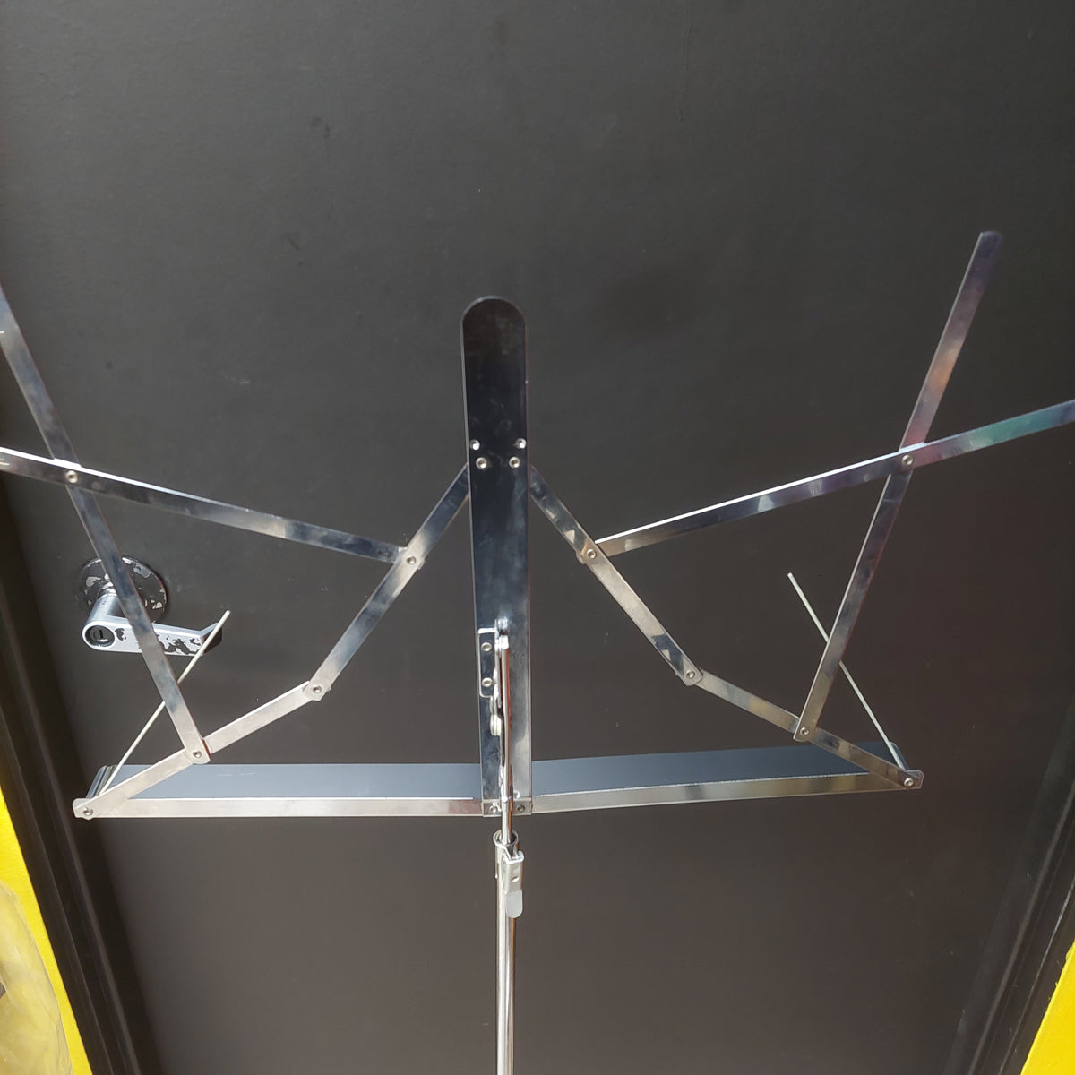 The Hamilton Company Metal Music Sheet Stand - Chrome w/ Carry Case (USED)