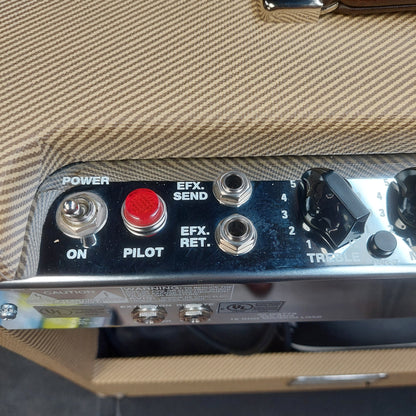 1990s-2000s Peavey Classic 30 Guitar Amplifier 30-Watt, 1x12" Speaker w/ Original Owners Manual (USED) "Reverb Not Working" SN# 08672658 "Made In USA"