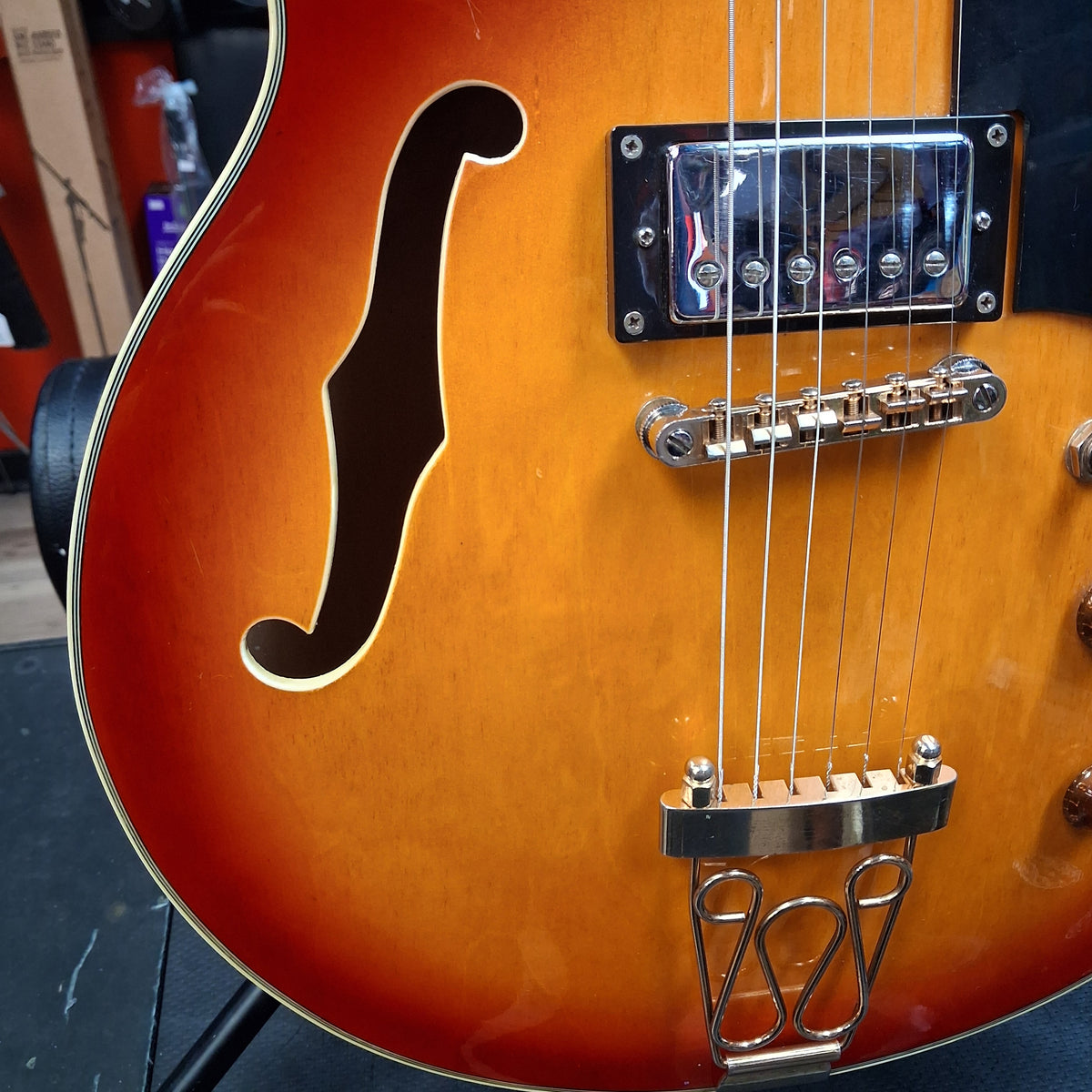 Glen Burton Hollow Body Electric Guitar - Cherry Sunburst (USED)