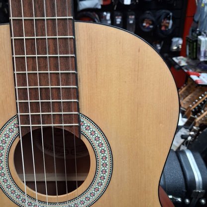 Sunlite CM-100 Classical Guitar - Natural (USED) "Sold As Is" Has Minor Damage To Bottom Of Guitar