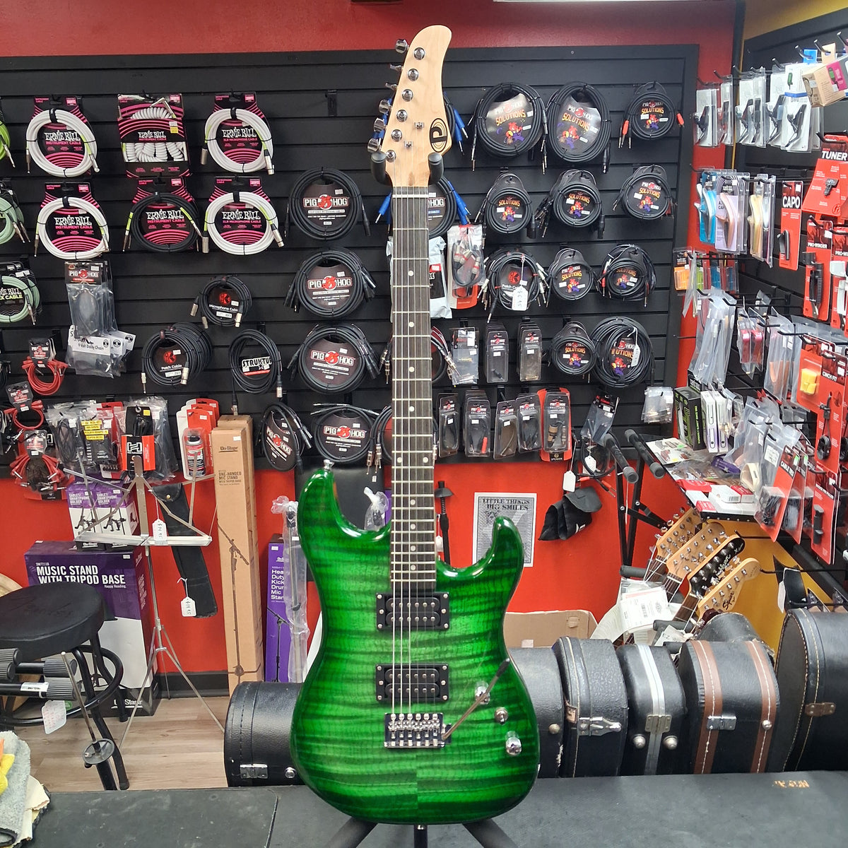 Pyle Electric Guitar w/ Humbucker Pickups - Green Tiger Finish (USED)