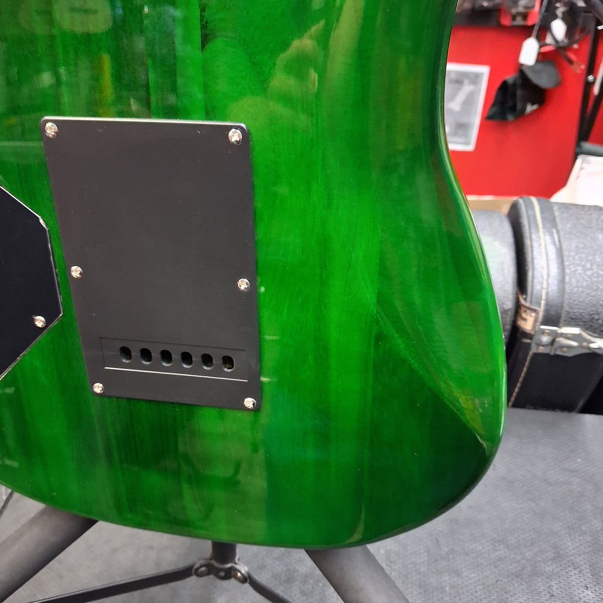 Pyle Electric Guitar w/ Humbucker Pickups - Green Tiger Finish (USED)