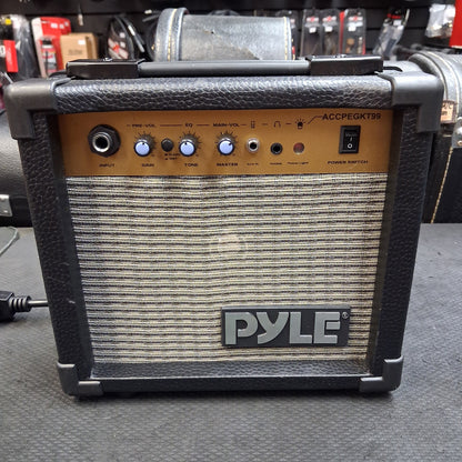 Pyle ACCPEGKT99 Guitar Amplifier (USED)