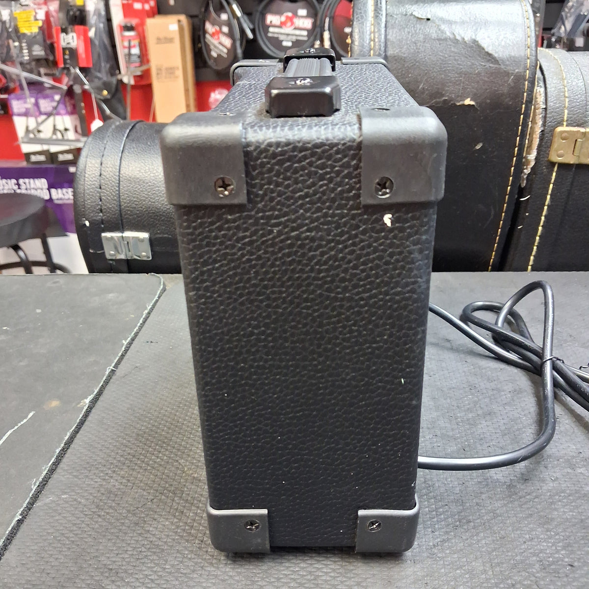 Pyle ACCPEGKT99 Guitar Amplifier (USED)