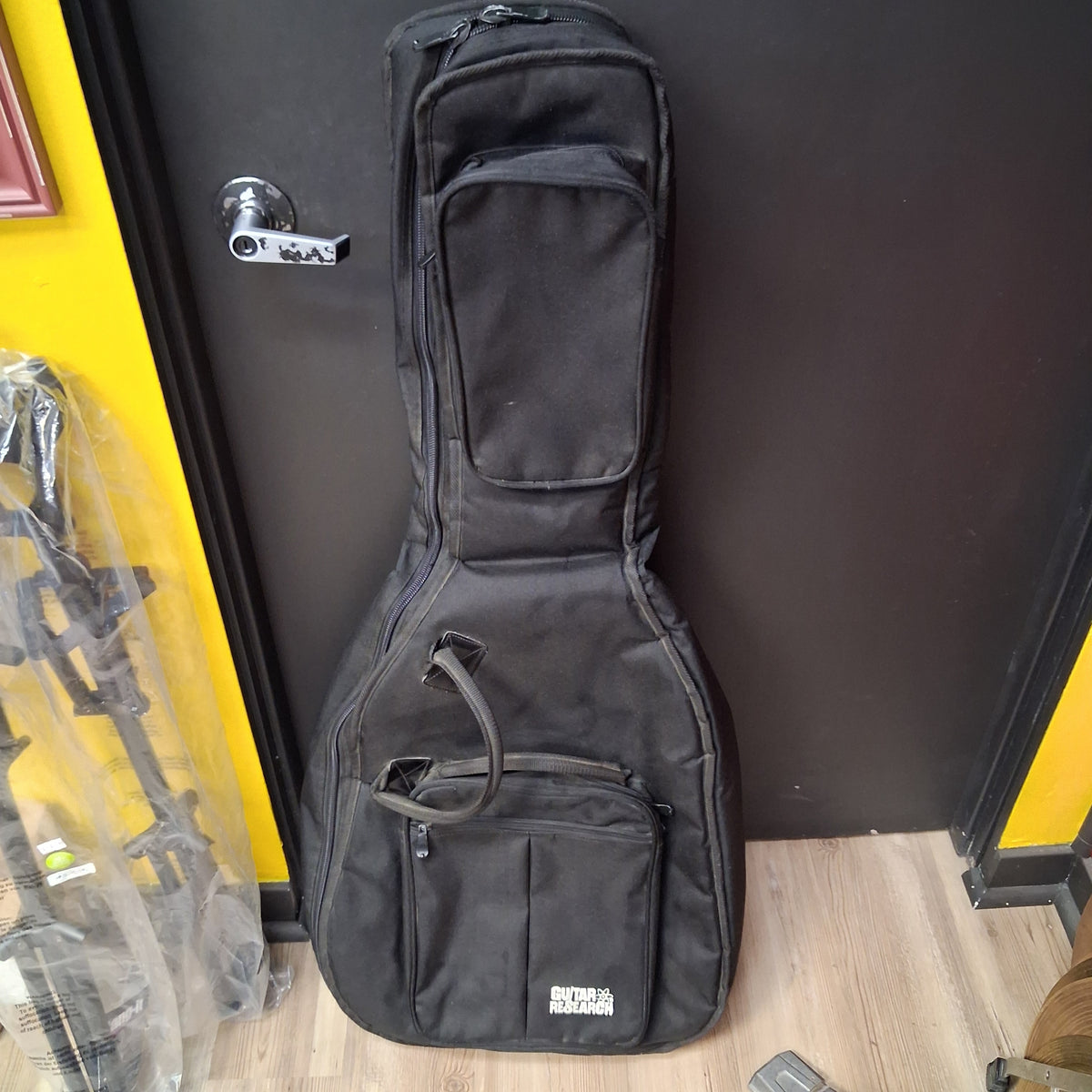 Guitar Research Acoustic Guitar Gig Bag - Black (USED)