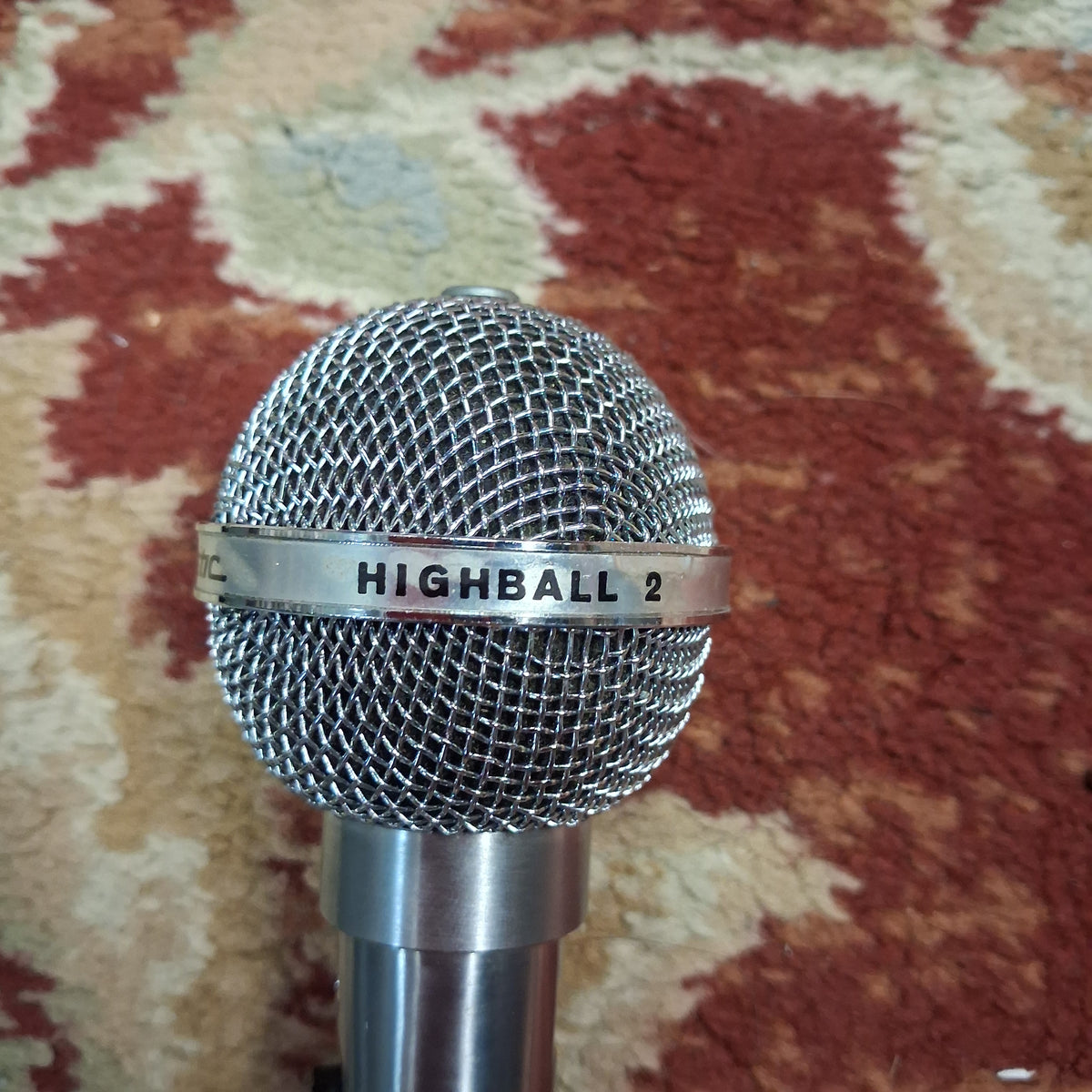 Realistic Highball 2 Dynamic Microphone w/ Pouch (USED)