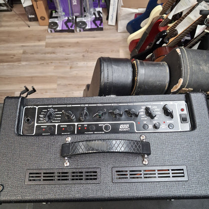 2000's Vox Valvetronix AD30VT Electric Guitar Amplifier 30-Watt, 1x10" (USED) SN# 017125