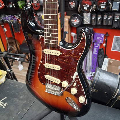 2016 Squire Classic Vibe Stratocaster '60s, Rosewood Fingerboard - 3-Color Sunburst SN# CGS1607887