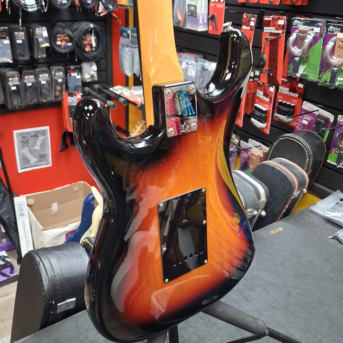 2016 Squire Classic Vibe Stratocaster '60s, Rosewood Fingerboard - 3-Color Sunburst SN# CGS1607887