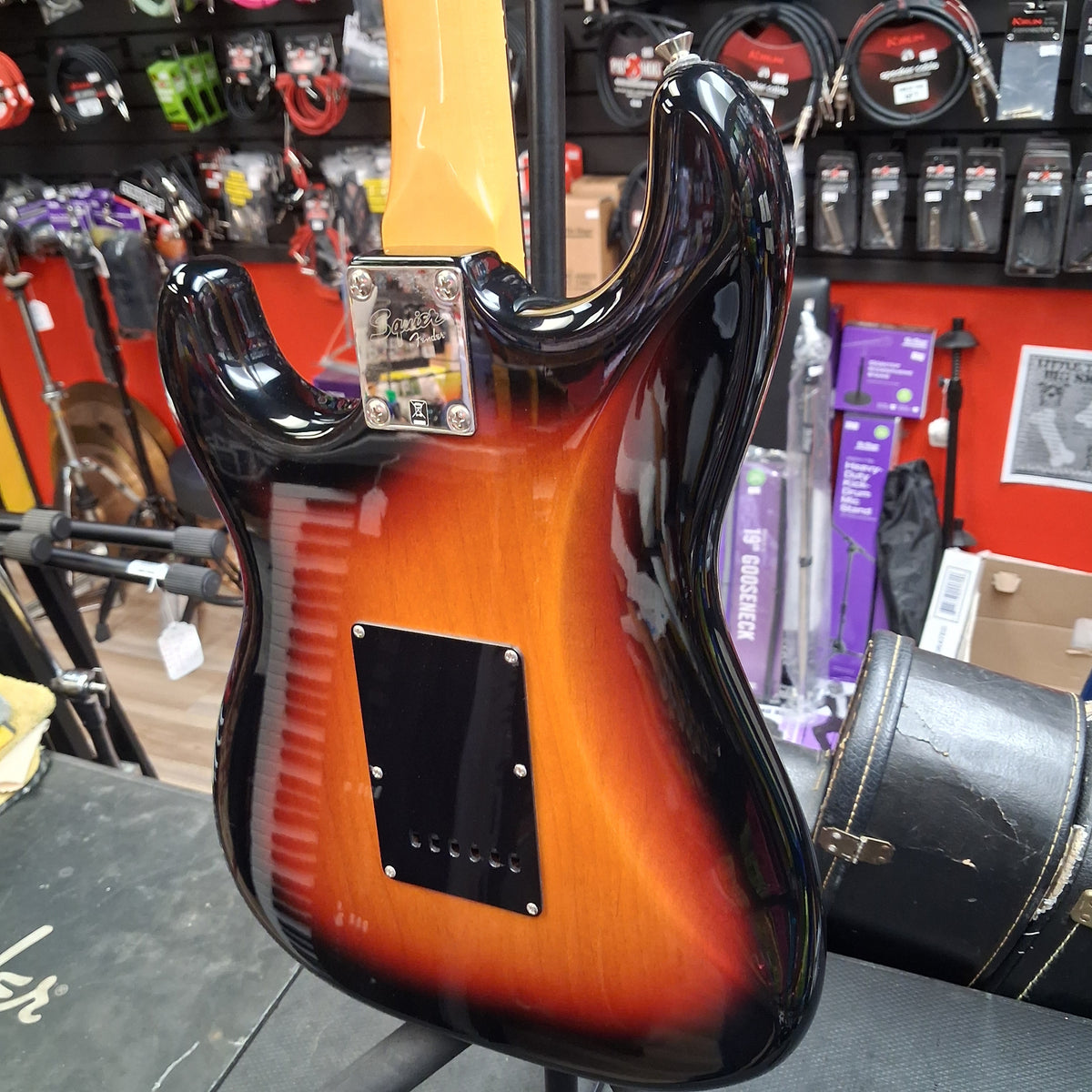 2016 Squire Classic Vibe Stratocaster '60s, Rosewood Fingerboard - 3-Color Sunburst SN# CGS1607887